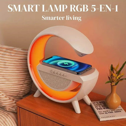SMART LAMP RGB 4-en-1 : Haut Parleur, Chargeur magnétique, FM Radio & Éclairage LED